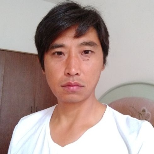 莞尔一笑的第一张照片--浙江蓝颜知己交友网