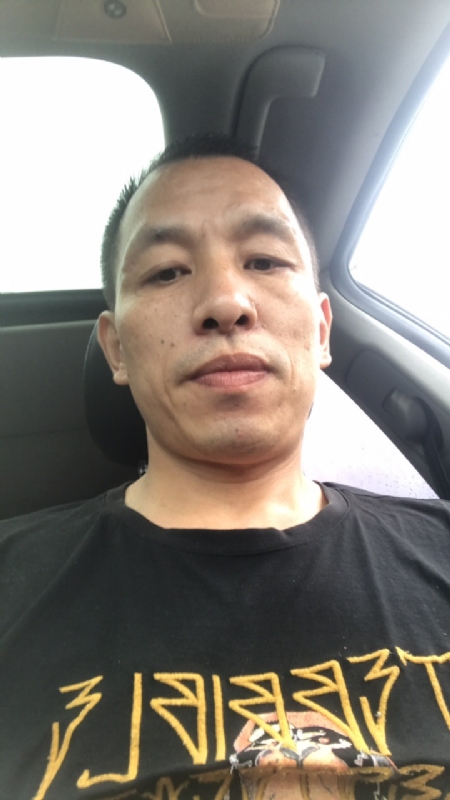 迷茫的第一张照片--浙江蓝颜知己交友网