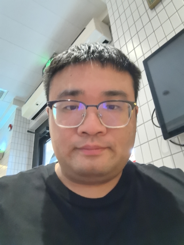 君临天下的第三张照片--浙江蓝颜知己交友网